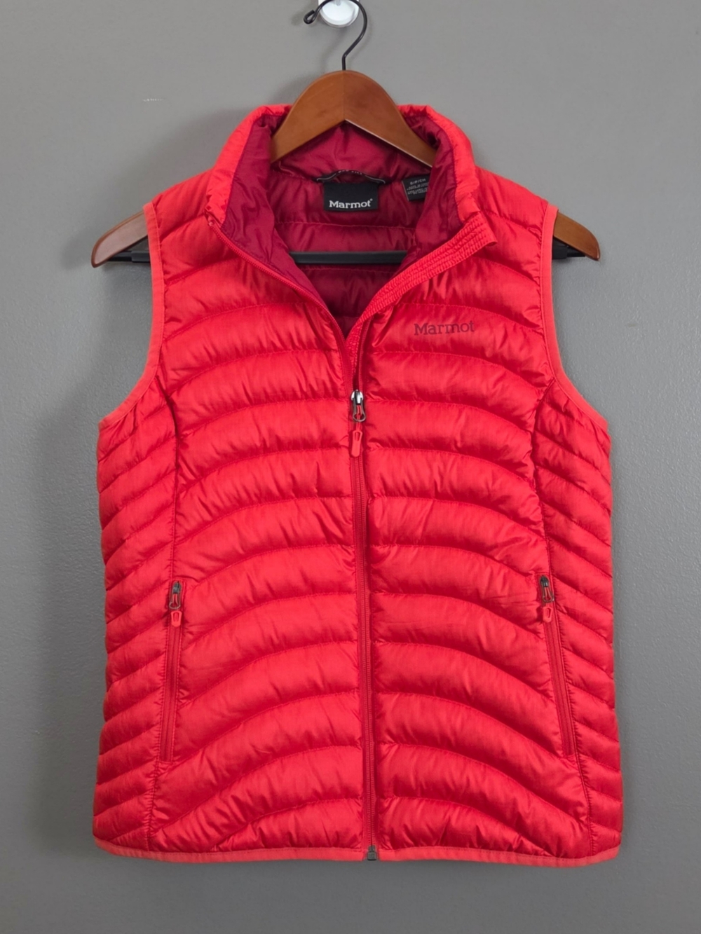 Marmot Women's Small 600-Down Puffer Vest Cherry Tomato Red Lightweight Packable